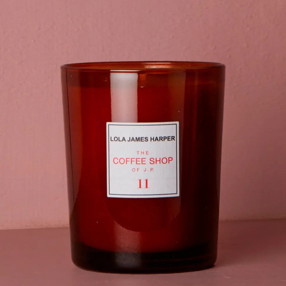 2999 SAS W Bougie Coffee Shop - Lola James Harper - 190 g< Candles & Home Fragrance