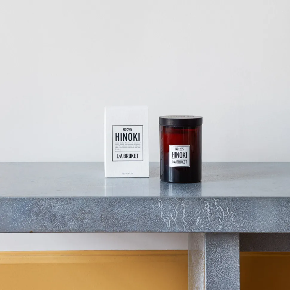 1054 LA BRUKET Bougie L:A BRUKET - N°255 Hinoki< Candles & Home Fragrance