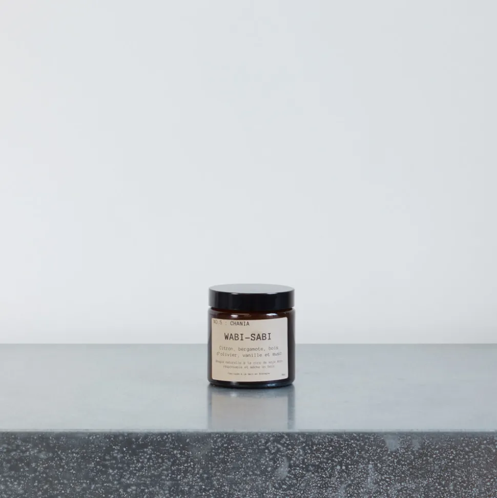 2964 WABI SABI Bougie n.5 Chania - 90 g< Candles & Home Fragrance