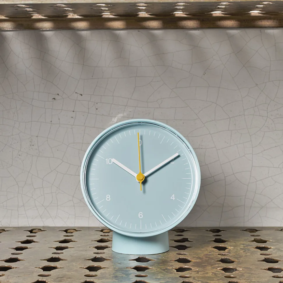 208 HAY Horloge table - Bleu Clair< Clocks