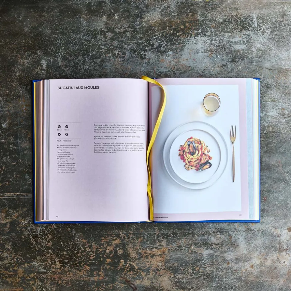 730 PHAIDON Livre - The Book of Pasta< Books