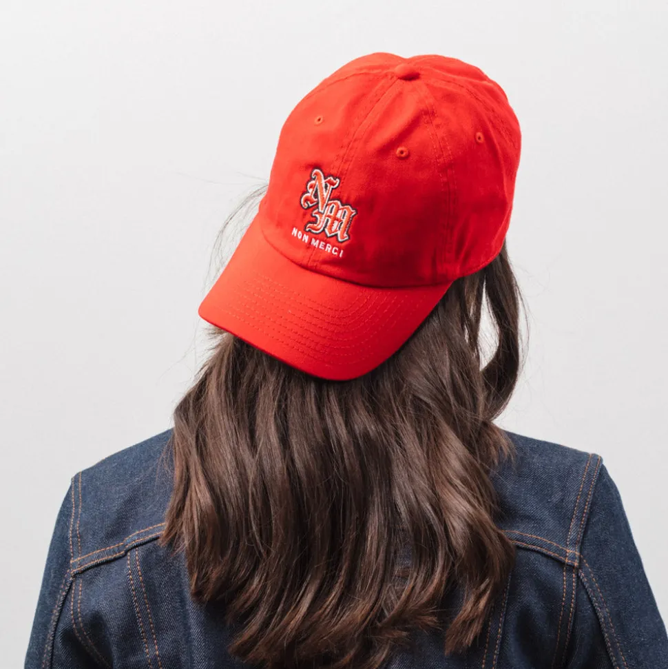 M05 Merci - Casquette Gothique Non Merci - Rouge<Women Caps | Caps